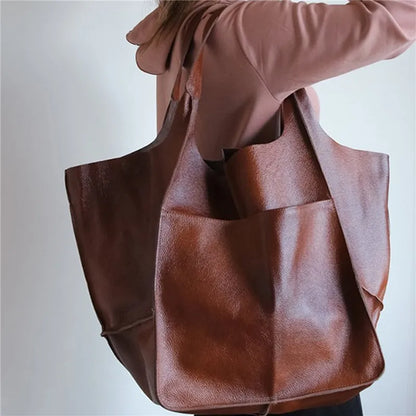 OVERSIZED LEATHER TOTE BAG